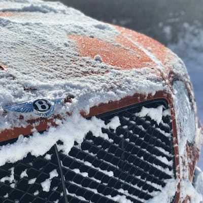 La Loupe Bentley Bentayga 6832 75naqe8m4