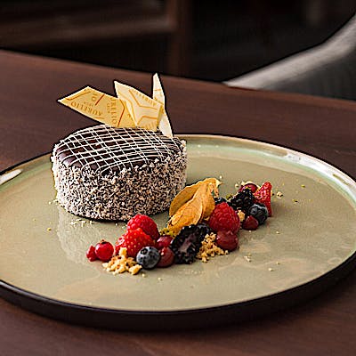 Laloupe aurelios restaurant 1 75nplnjx2