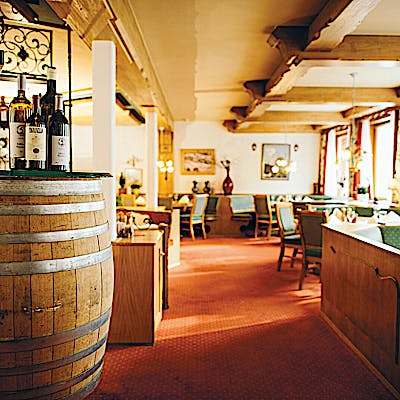 Cover image for Walserstube