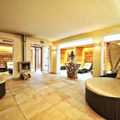 Praxmarer FPM1288 2019 be