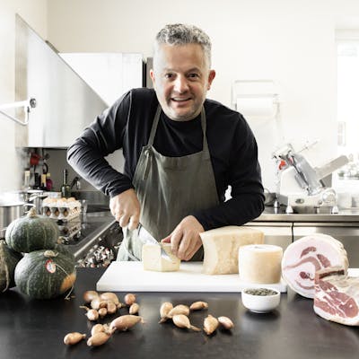 Manuel in the Kitchen
